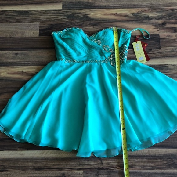 BNWT May Queen chiffon beaded dress - Picture 8 of 10